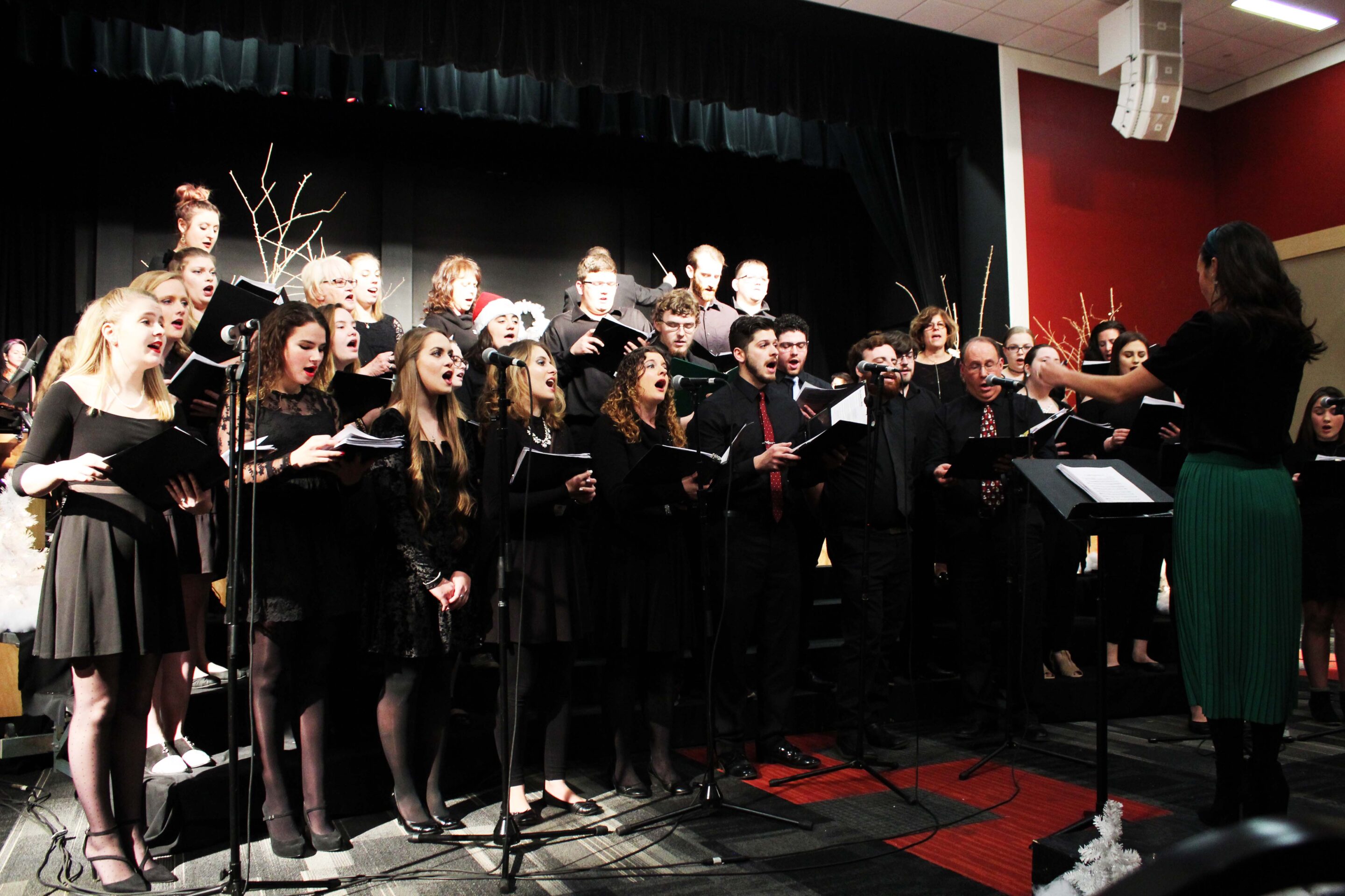 Keystone College to host winter holiday concert